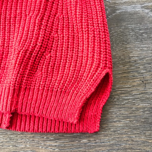 Express red chunky sweater size medium - Picture 7 of 7